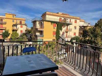 Appartamento in affitto a Giardini-naxos Messina