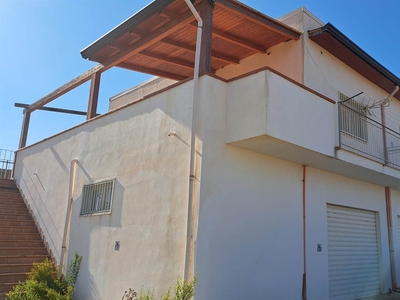 Casa singola in vendita a Agrigento San Michele