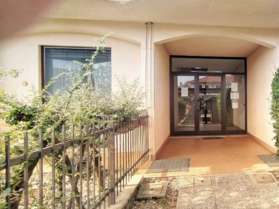 Bilocale in Via Arezzo, Canegrate, 1 bagno, arredato, 65 m² in vendita
