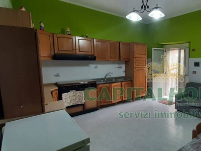 Casa semindipendente a Serino, 6 locali, 3 bagni, giardino privato