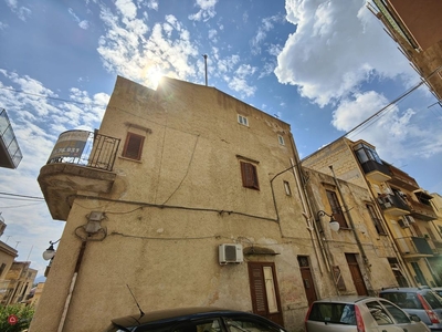 Palazzo in Vendita in Via giuseppe mazzini 64 a Casteldaccia