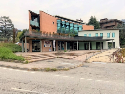 Quadrilocale in vendita a Caprino Bergamasco