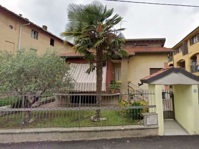 Villa a Limido Comasco, 6 locali, 2 bagni, garage, 195 m² in vendita