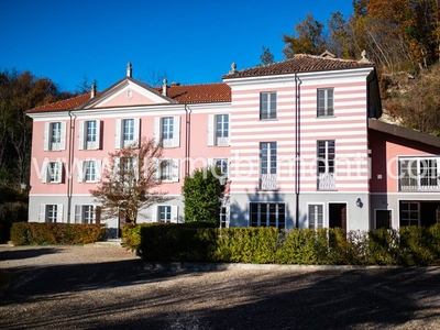 Villa in vendita a Acqui Terme Alessandria