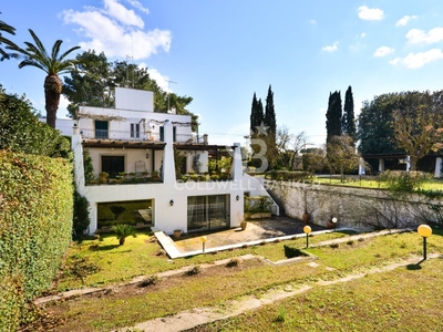 Villa singola in Via Badessa, Lequile, 10 locali, 4 bagni, posto auto