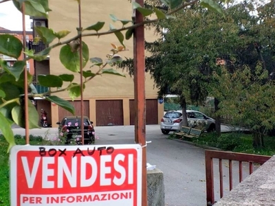 Box Singolo in vendita a Trieste via Carpineto