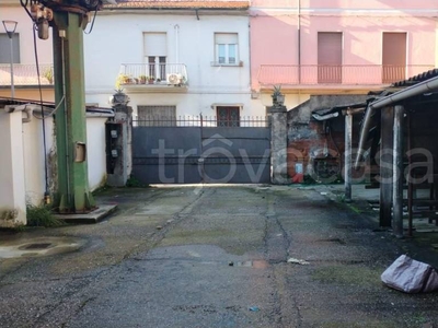 Capannone Industriale in in vendita da privato a Viareggio via delle Catene, 29