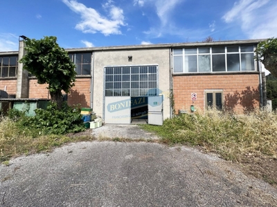 Capannone Industriale in vendita a Massarosa