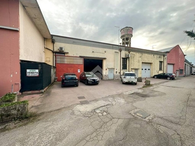 Capannone Industriale in vendita a San Martino Buon Albergo via Guglielmo Marconi, 23