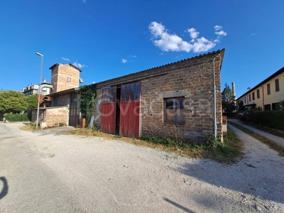 Capannone Industriale in vendita a Spoleto frazione Santa Croce
