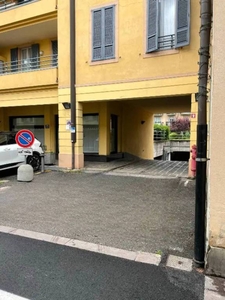 Garage in vendita a Bergamo via dei Carrozzai