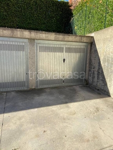 Garage in vendita a Bernareggio via Giuseppe Garibaldi, 71