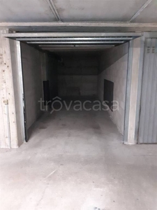 Garage in vendita a Bolgare via Italia