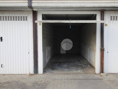 Garage in vendita a Brandizzo via torino, 23
