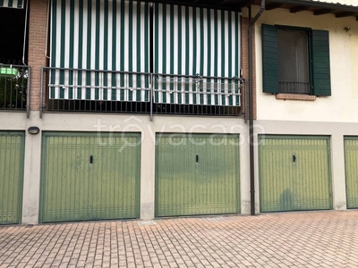 Garage in vendita a Casalpusterlengo via Felice Cavallotti, 190