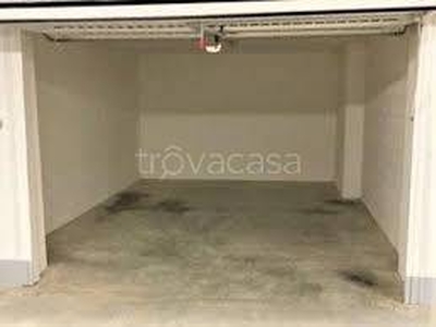 Garage in vendita a Caserta via Catauli, 31