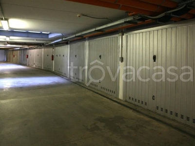 Garage in vendita a Castelfranco Emilia via Peschiera, 39