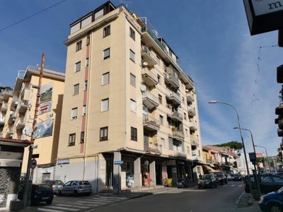 Garage in vendita a Castellammare di Stabia via Giuseppe Cosenza, 253