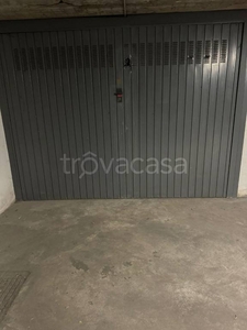 Garage in vendita a Cernusco sul Naviglio via Giovanni Amendola, 16