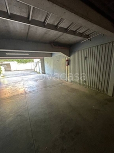 Garage in vendita a Cesano Boscone via Dante Alighieri, 38