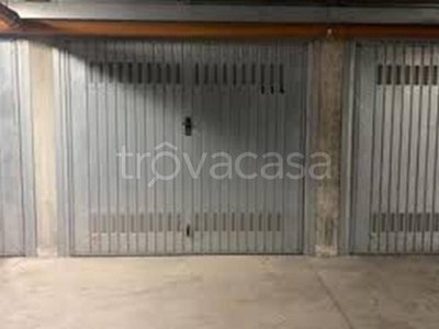 Garage in vendita a Cesano Maderno via Sant'Agostino, 8