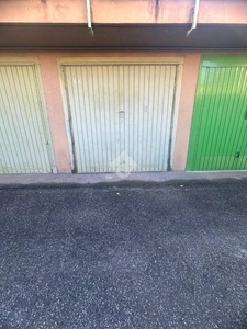 Garage in vendita a Chivasso via dante, 21