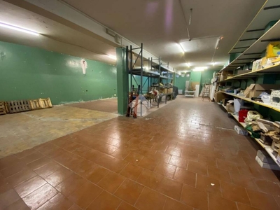 Garage in vendita a Colleferro valle Macerina, 69