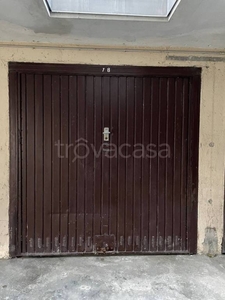 Garage in vendita a Cologno Monzese via Tevere, 5