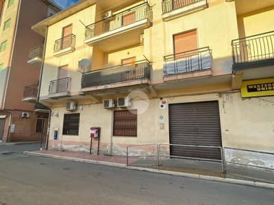 Garage in vendita a Corigliano-Rossano via Mediterraneo
