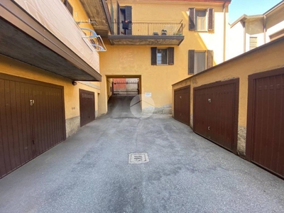 Garage in vendita a Cremona via Angelo Massarotti, 93