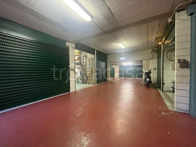 Garage in vendita a Genova corso europa