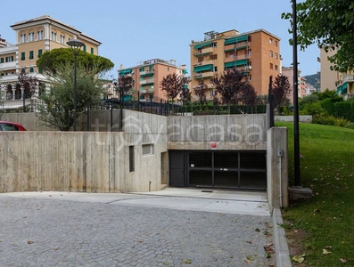 Garage in vendita a Genova via Francesco Nullo, 4