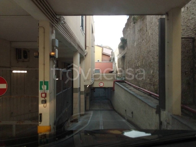 Garage in vendita a Loano piazza Italia