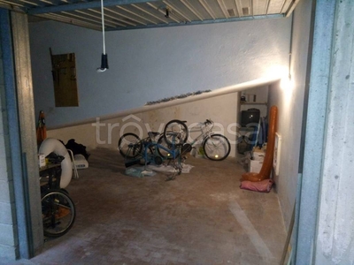 Garage in vendita a Loano via Gioacchino Rossini