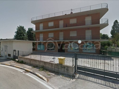 Garage in vendita a Macerata via Elena Fioretti, 11