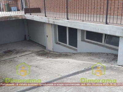 Garage in vendita a Macerata via Fioretti 11 Frazione Piediripa