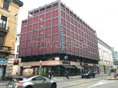 Garage in vendita a Milano via Carlo Farini, 30