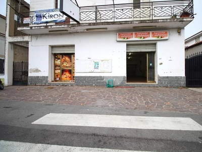Garage in vendita a Montepaone via Nazionale, 219