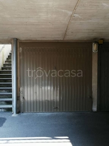 Garage in vendita a Monza via Giorgio Morandi, 4