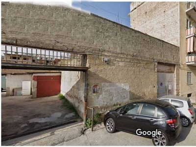 Garage in vendita a Napoli via del Sabotino, 102