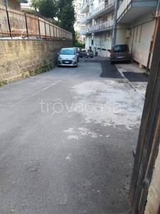 Garage in vendita a Napoli via Pietro Castellino, 141