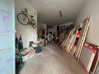 Garage in vendita a Napoli via s. Eframo Vecchio, 42