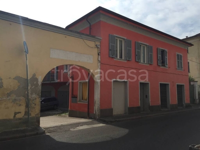 Garage in vendita a Novi Ligure via mazzini