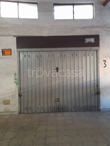 Garage in vendita a Pagani via Andrea Tortora, 86