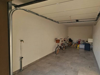Garage in vendita a Parma via Volturno