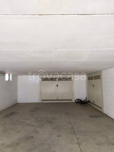 Garage in vendita a Piancogno via Vittorio Veneto, 14