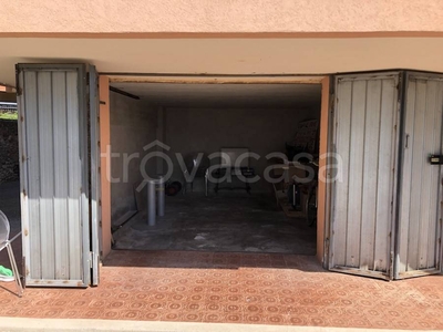 Garage in vendita a Pietra Ligure viale della Repubblica, 261