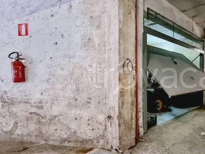 Garage in vendita a Pomezia viale Dante Alighieri, 74