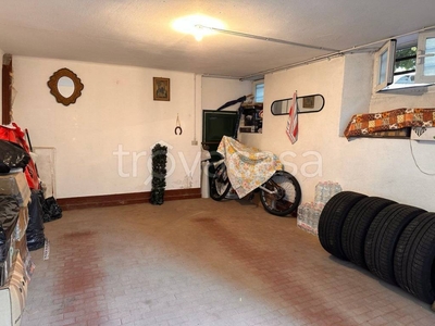 Garage in vendita a Rapallo via Milano