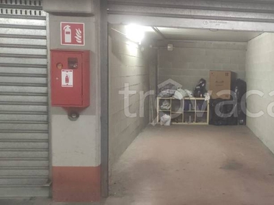 Garage in vendita a Rozzano via Eugenio Curiel